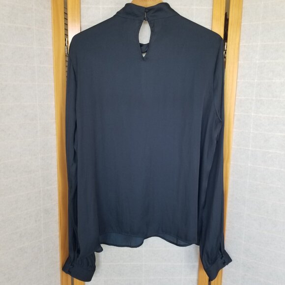 PAIGE Ceres Silky Satin Blouse Top Size XL Dark Navy Midnight Blue Long Sleeves - Picture 9 of 10